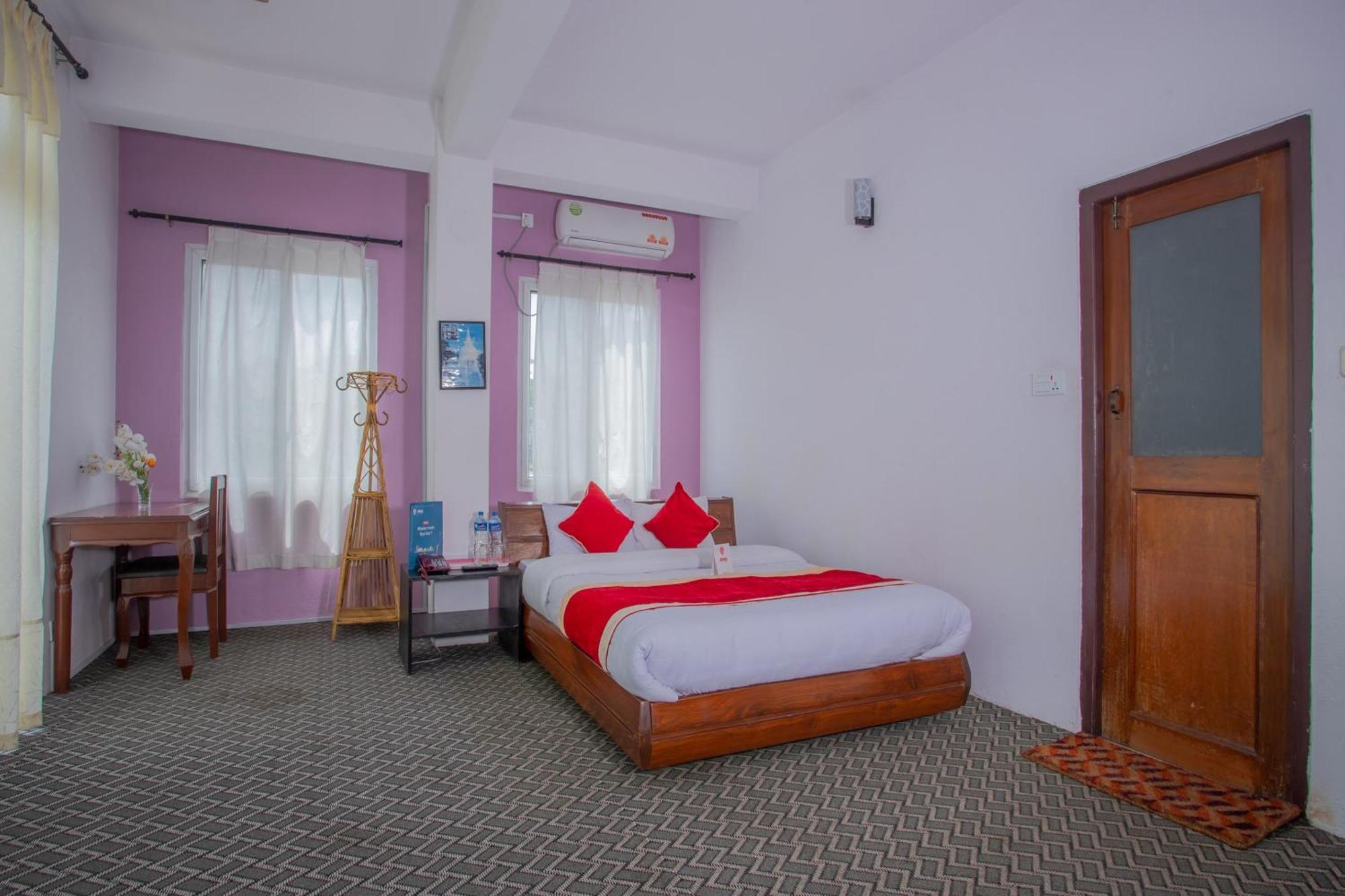 OYO 135 Lost Garden Apartment&Guest House Katmandou Extérieur photo
